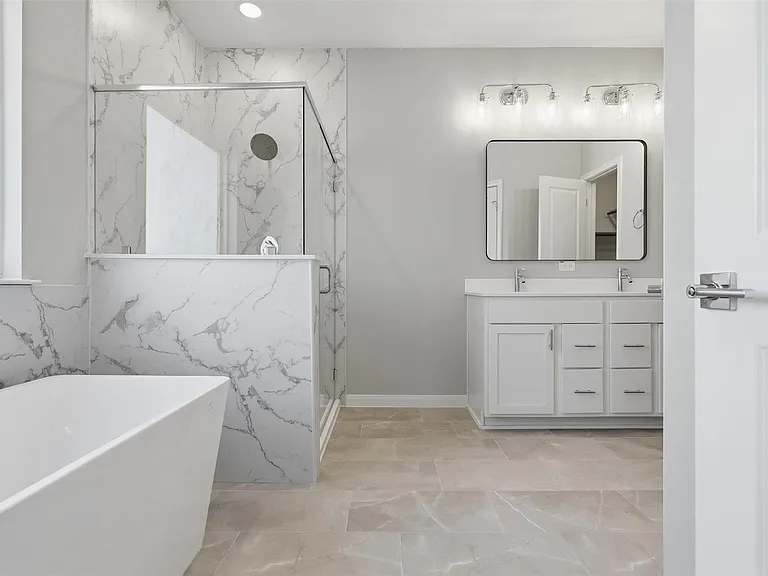 9906 Clark Canyon Ln — Photo 16