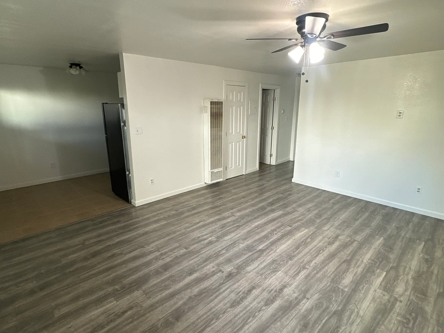 Stanford Avenue Apartments — Photo 3