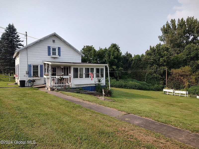 2nd image of 47 E Main Street