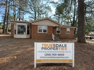 3813 Cary Rd NW, Huntsville, AL 35810