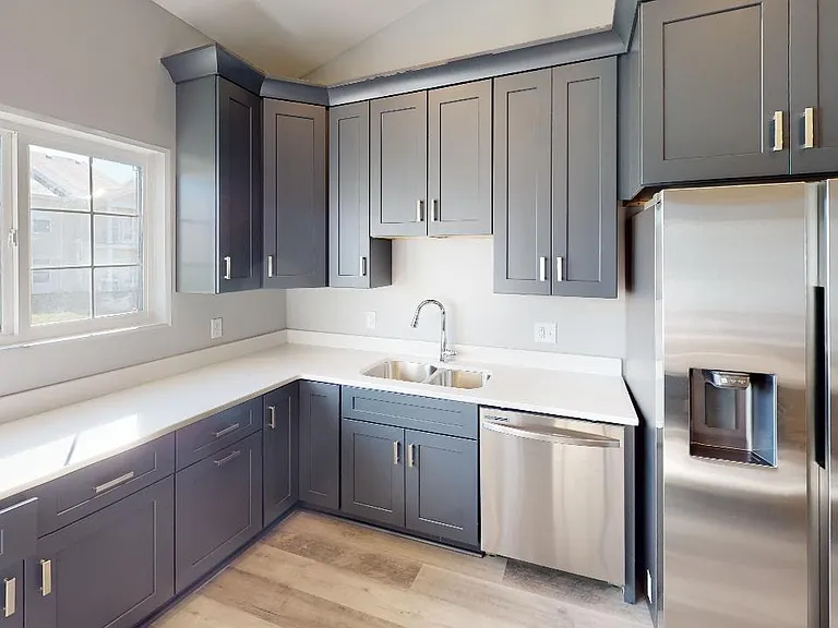 296 Capstone Dr — Photo 7