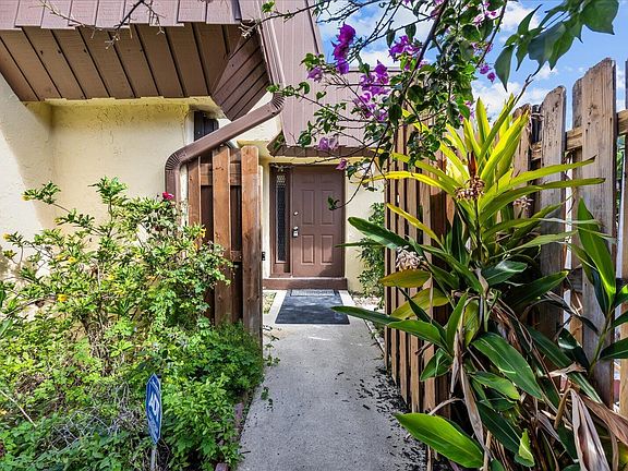 2nd image of 3548 Gardens East Drive #B