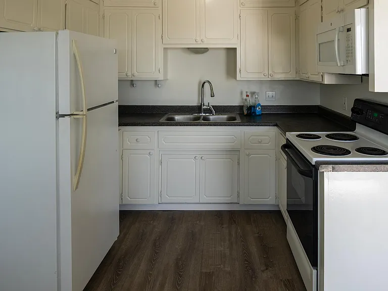 2595 Solano Rd #D — Photo 10