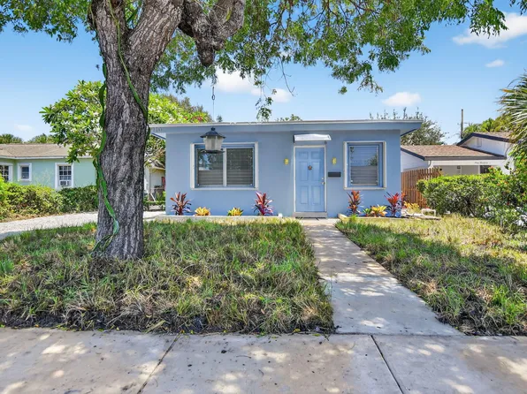 910 SE 3rd St, Boynton Beach, FL 33435