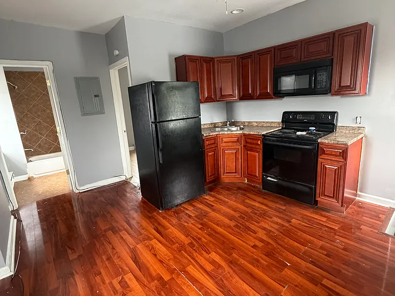 3501 N 22nd St #2 — Photo 32