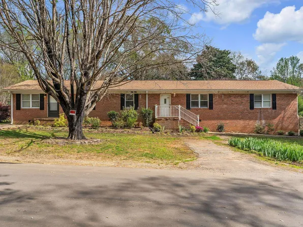 2 Easy St, Taylors, SC 29687