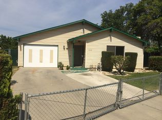 2132 S Weller Ave, Fresno, CA 93706