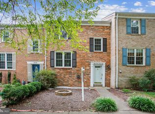 8376 Luce Ct, Springfield, VA 22153