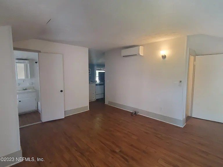 3114 Riverside Ave — Photo 4