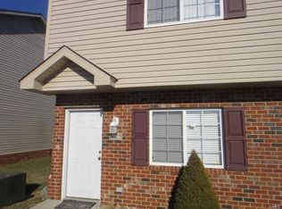 125 Northtowne St, Lebanon, IL 62254