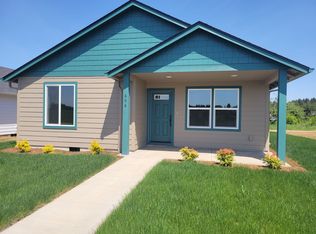 606 Roundtree Blvd, Winlock, WA 98596