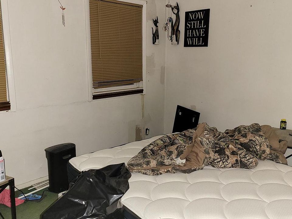 2nd image of 800 Seckel Ct