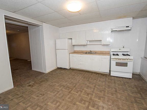 2nd image of 2103 W Ontario St