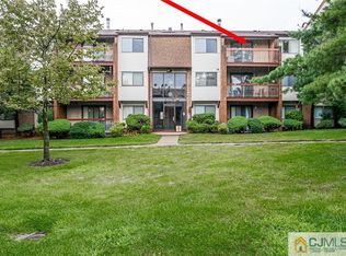 221 Edison Glen Ter, Edison, NJ 08837