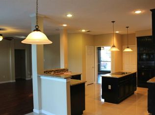 902 Kingwood Cir, Highland Village, TX 75077