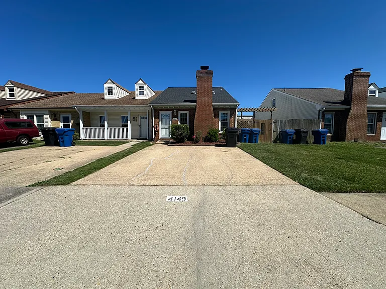 4149 Macarthur Rd — Photo 1