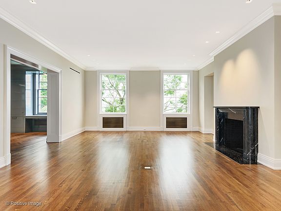 4th image of 229 E Lake Shore Dr #4W