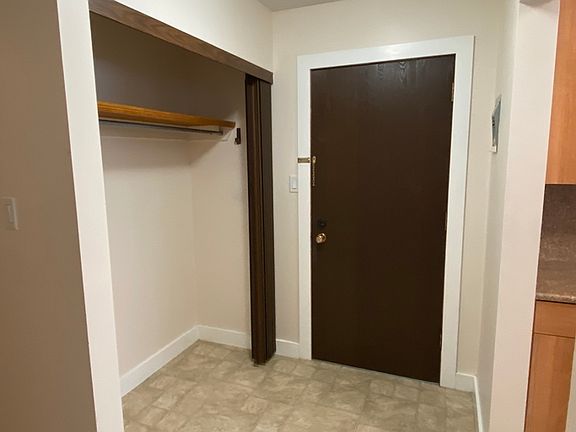 3rd image of 10547 85th Ave NW
