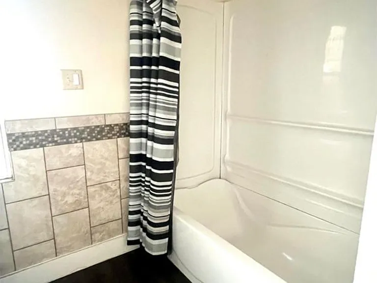 303 Chicago St — Photo 12