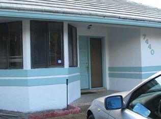 7440 NW 39th St, Lauderhill, FL 33319