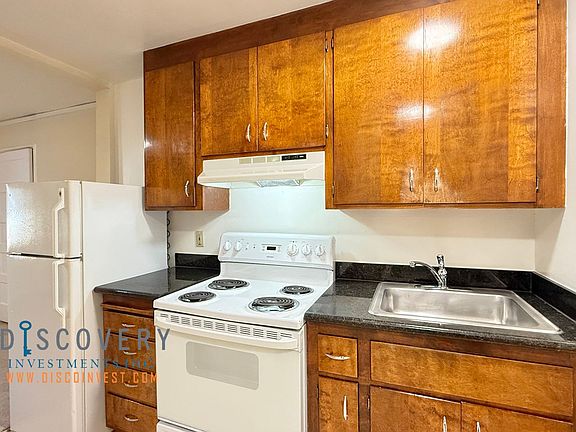 5th image of 2551 Ivy Dr APT 104