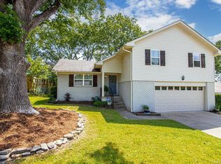9540 Robin Ln, Sherwood, AR 72120