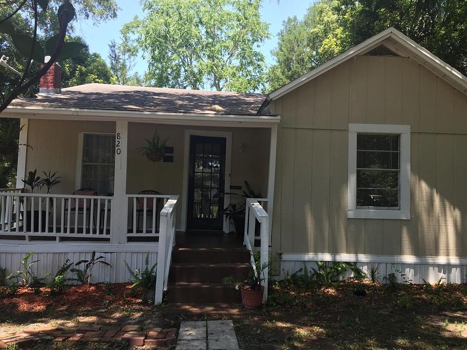 1st image of 820 Cove St