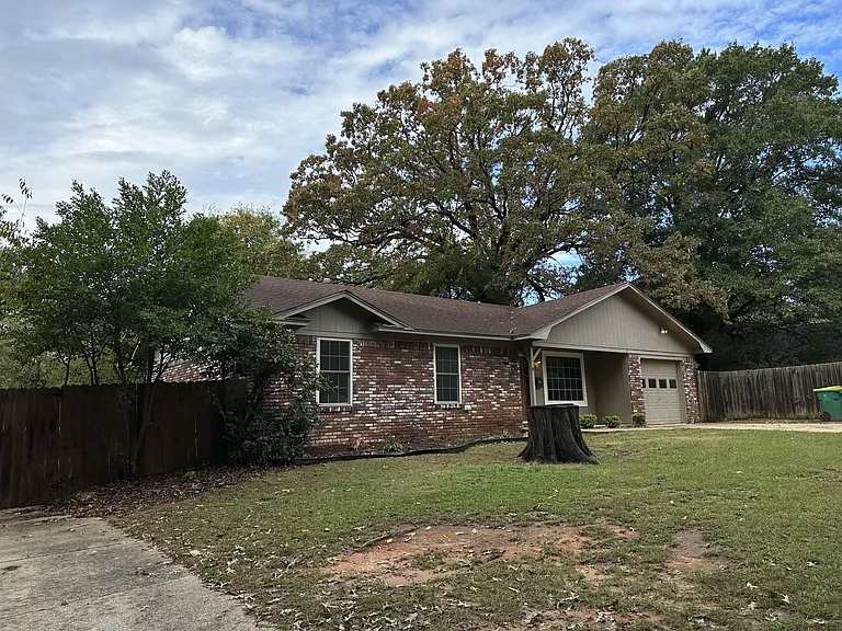 3811 Elizabeth St — Photo 11
