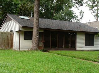 1352 Gardenia Dr, Houston, TX 77018
