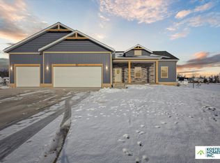 281 Katie Dr, Grand Rapids, MI 49534