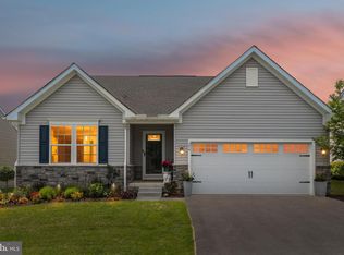 294 Letitia Manor Dr, West Grove, PA 19390