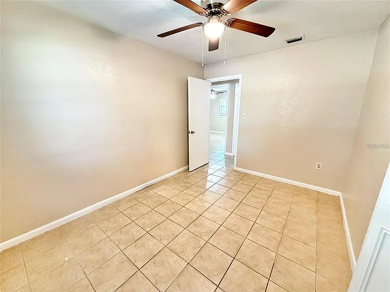 1507 N Thacker Ave — Photo 15