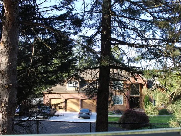 14387 SE Aldridge Rd, Happy Valley, OR 97086