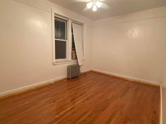2nd image of 26-18 21st St Unit 2