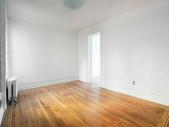 2nd image of 498 W 133rd St #15
