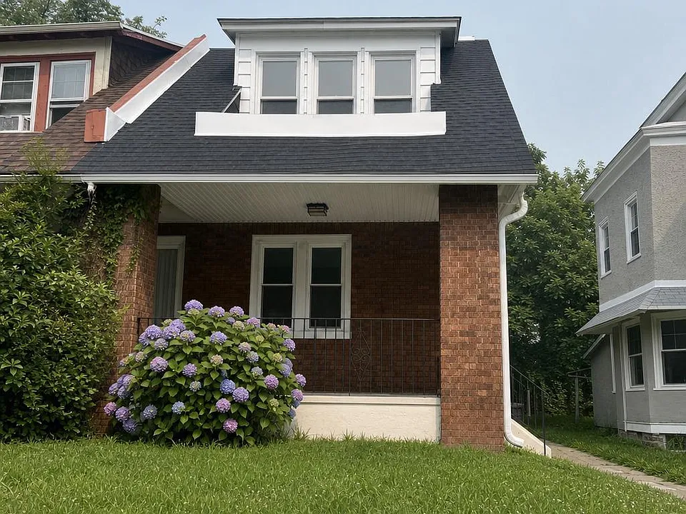 303 E Vernon Rd