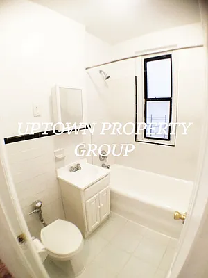 Rented by Uptown Property Group | media 10