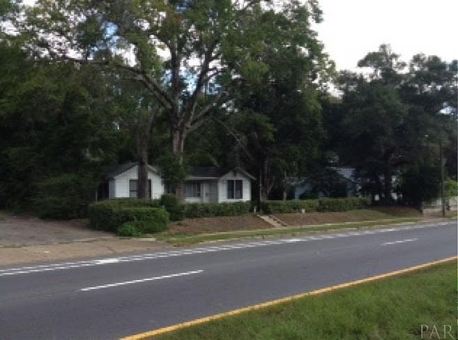 2nd image of 9921 Davis Hwy