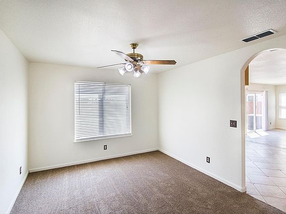 5th image of 6027 Oleander Ln