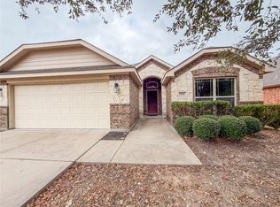 211 Range Rd, Waxahachie, TX 75165