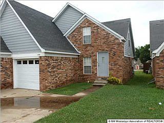 1st image of 1590 Joy Blvd
