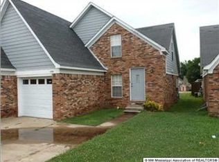 1590 Joy Blvd, Horn Lake, MS 38637