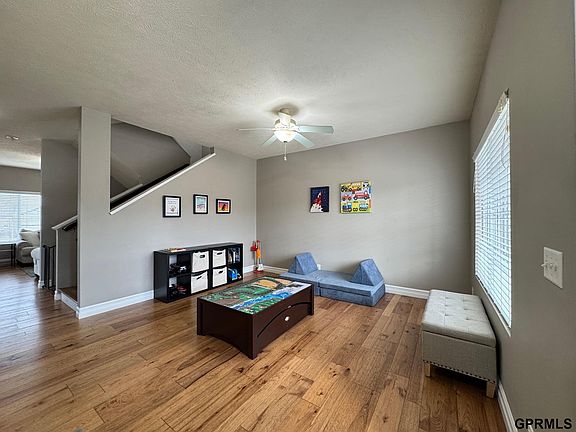 4th image of 15960 Meredith Ave
