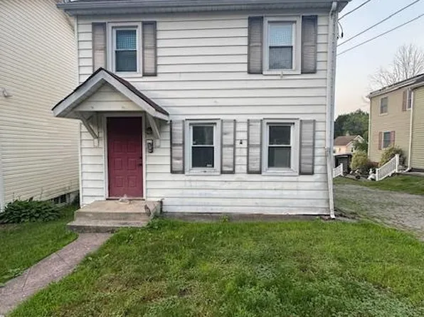 17 Grant St, Dover, NJ 07801