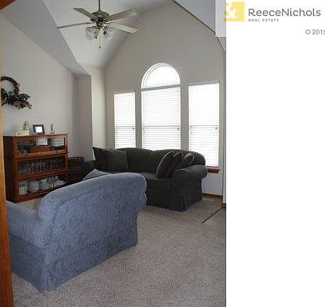 Great Room With Vaulted Ceiling