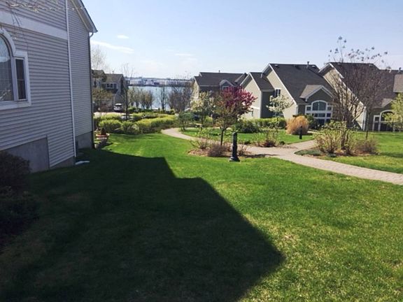 2nd image of 52 Topside Ln