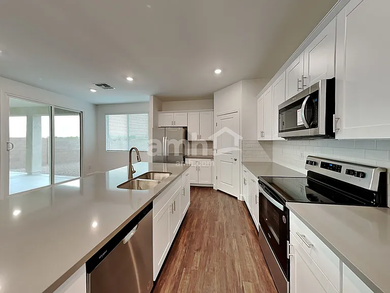 6132 W Paseo Hilario — Photo 3