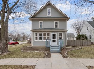 501 S 3rd St, Rochelle, IL 61068