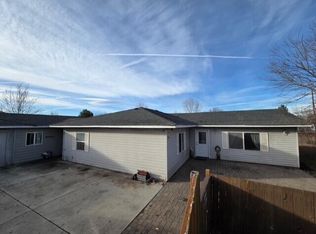 2310 W Antler Ave, Redmond, OR 97756
