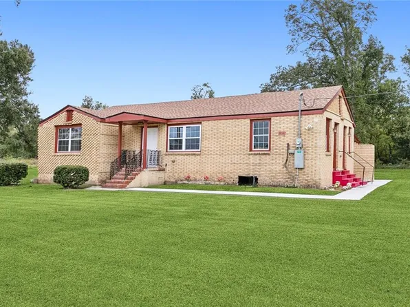 700 Vans Ln, Destrehan, LA 70047